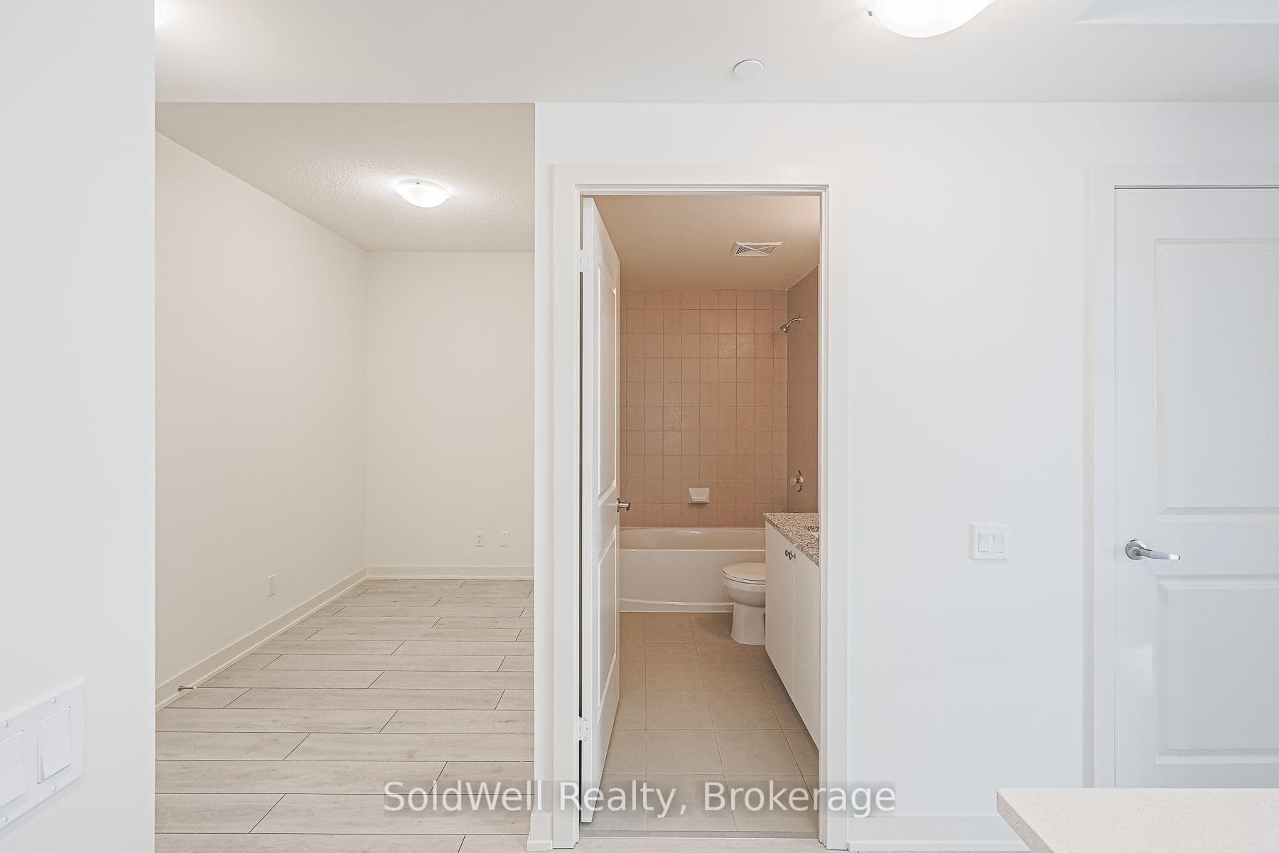 4955 Yonge Street Unit 2003 photo 10