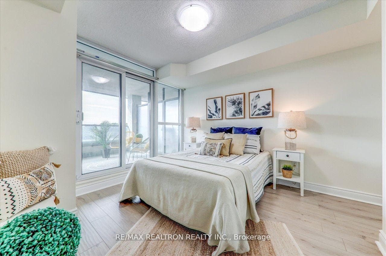 50 Brian Harrison Way Unit 401 photo 12