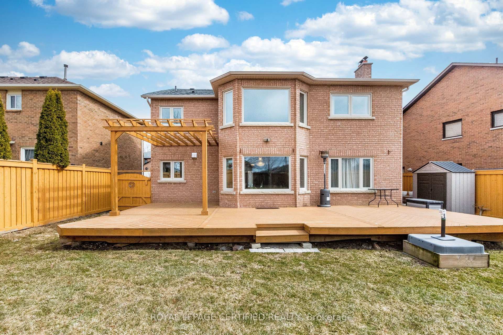 48 Fernbrook Crescent photo 47