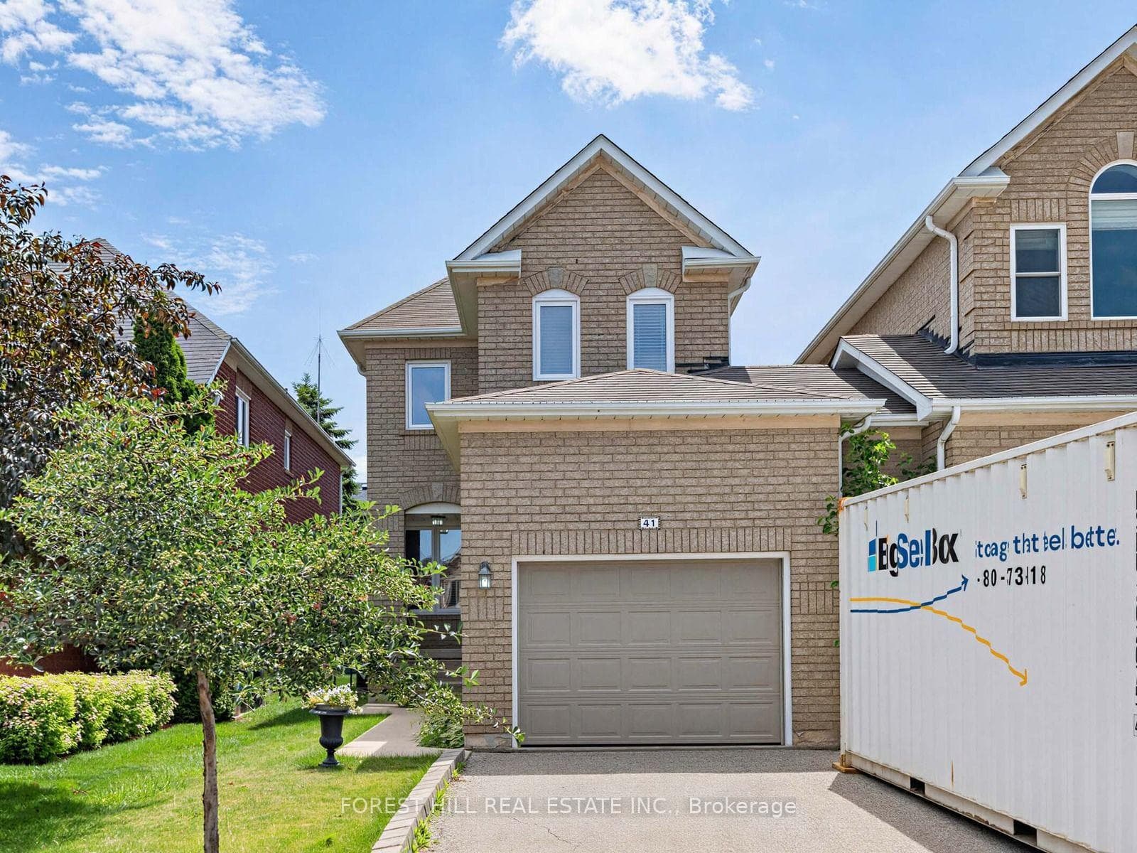 41 Prairie Rose Circle photo 2