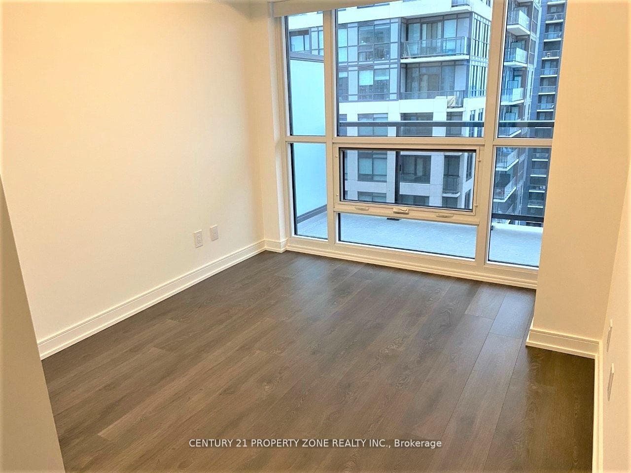 30 Samuel Wood Way Unit 1711 photo 3