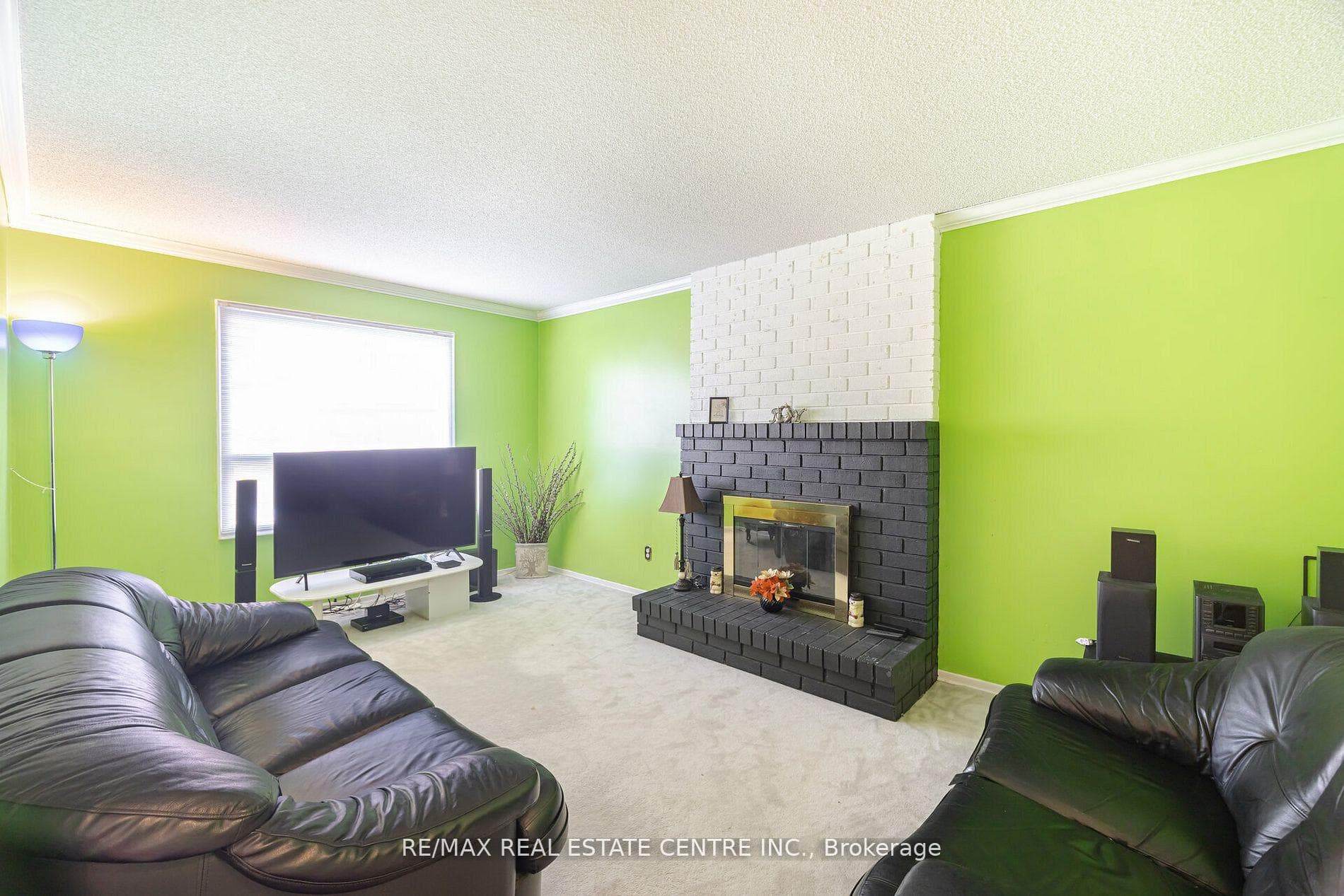 52 Dundalk Crescent photo 18