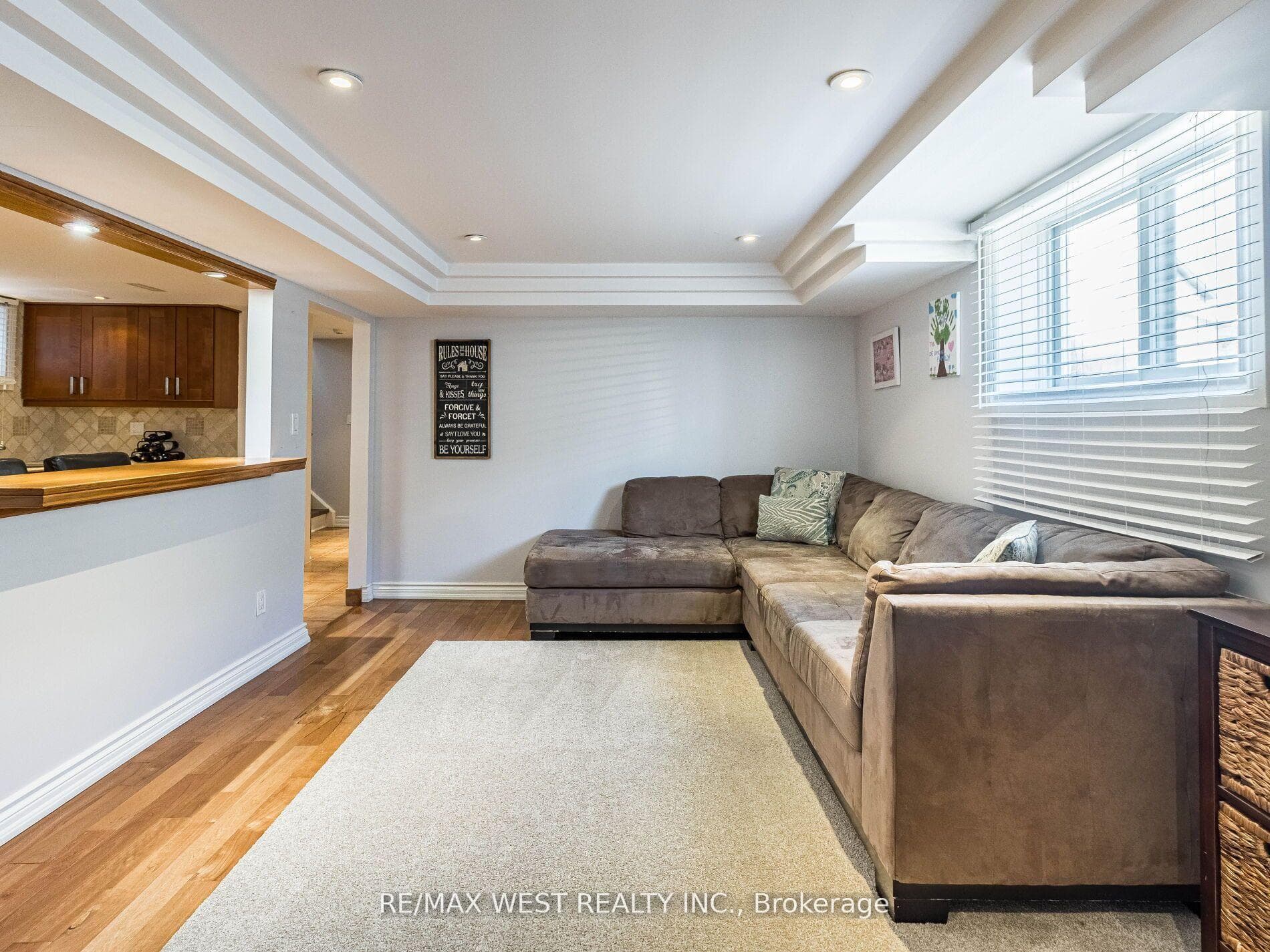 1265 Ogden Avenue photo 31