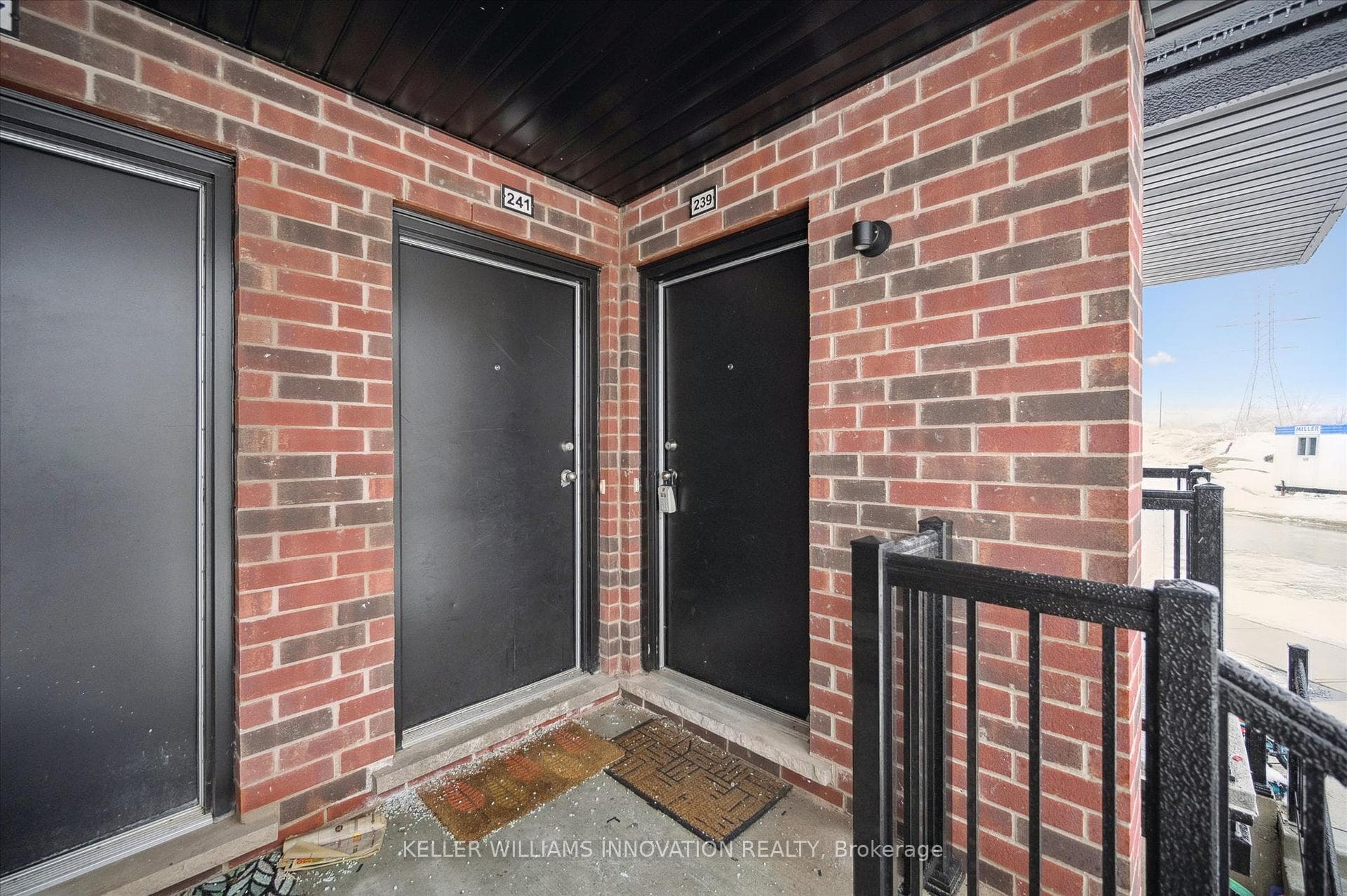239 Chapel Hill Drive photo 3