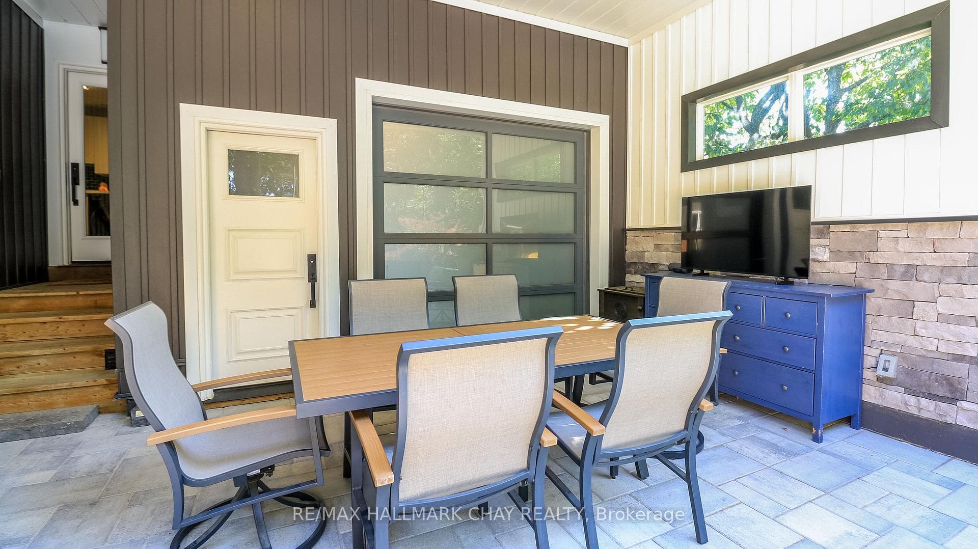 17 Bowman Avenue photo 15