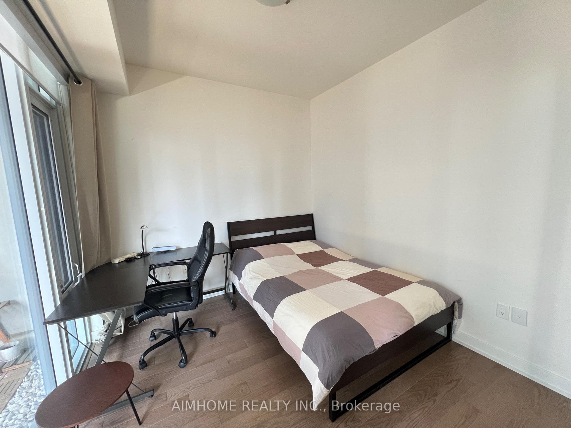 330 Richmond Street Unit 1703 photo 8