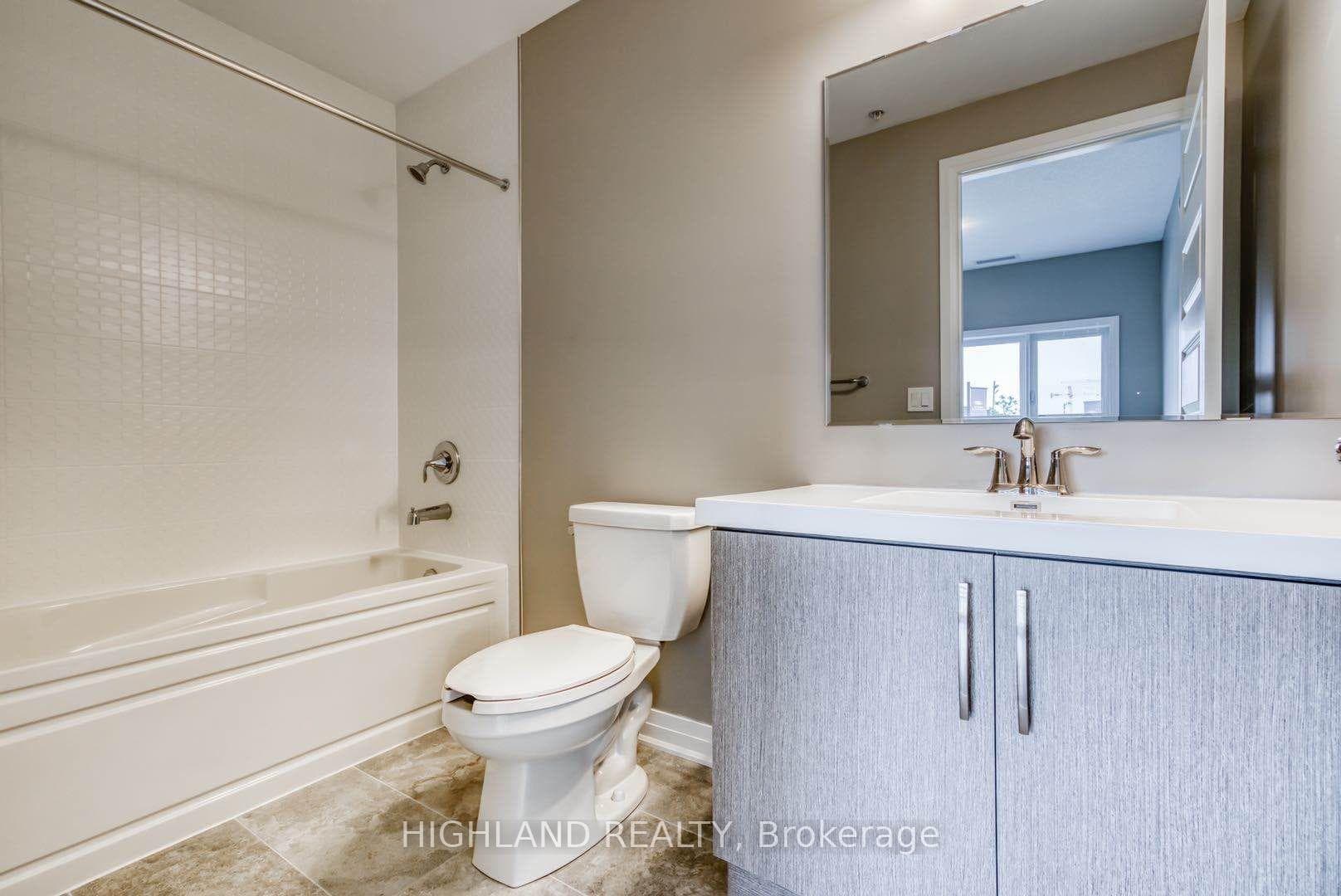 102 Grovewood Common Unit 129 photo 13