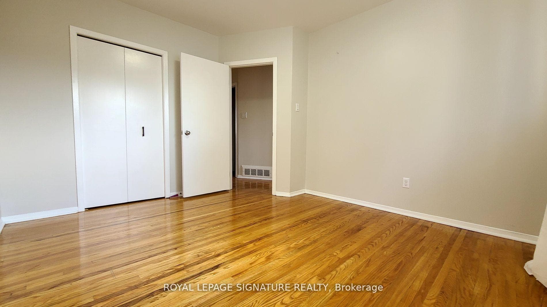 10 Painswick Crescent photo 13