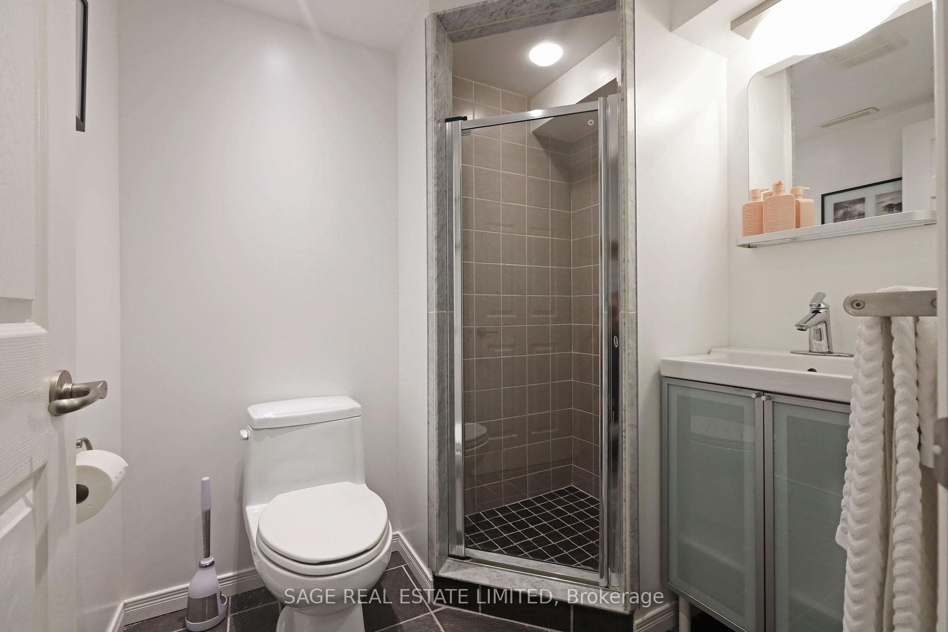 22 Preakness Drive photo 24