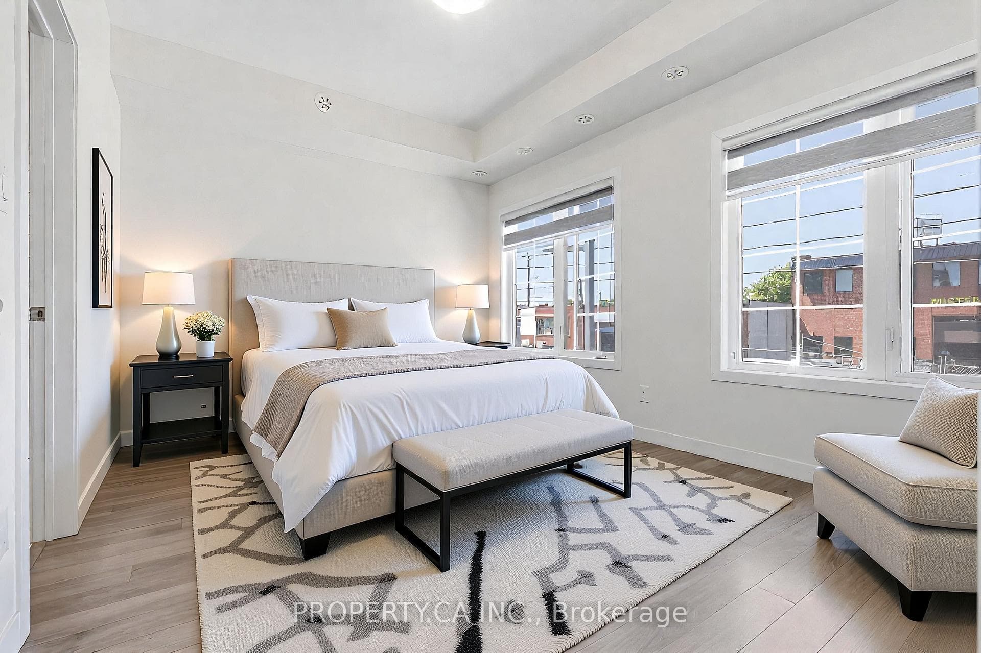 7 Forbes Avenue photo 19