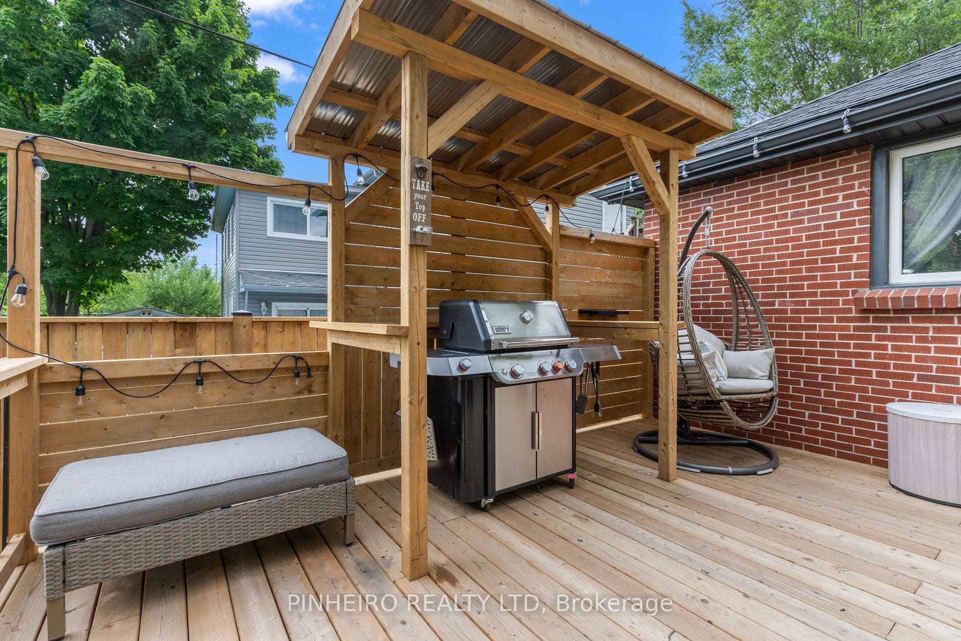 141 Barker Street photo 29