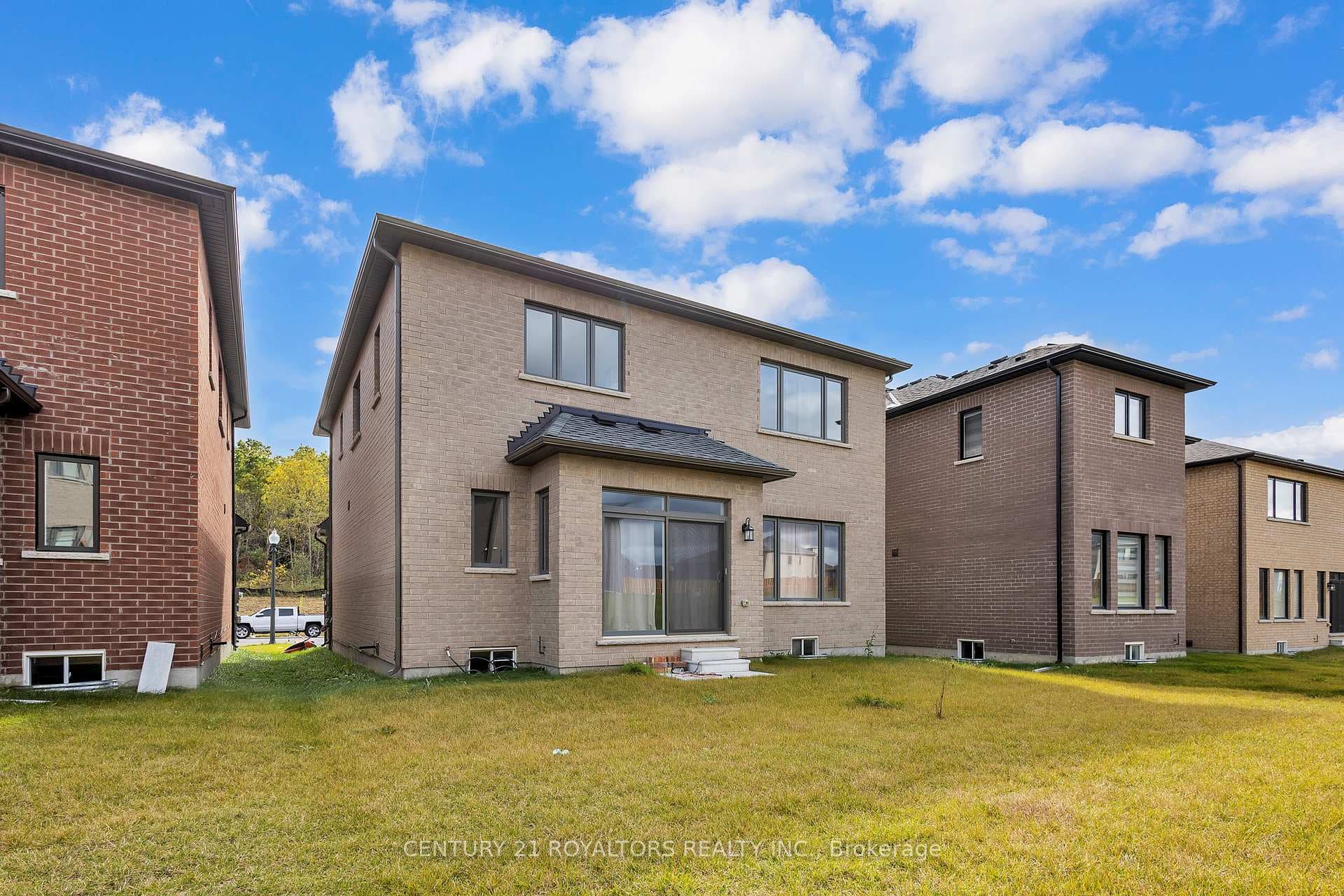 1283 Upper Thames Drive photo 38