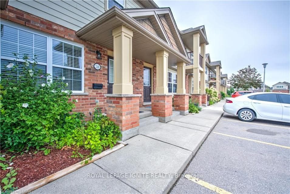 3320 Meadowgate Boulevard Unit 240 photo 3