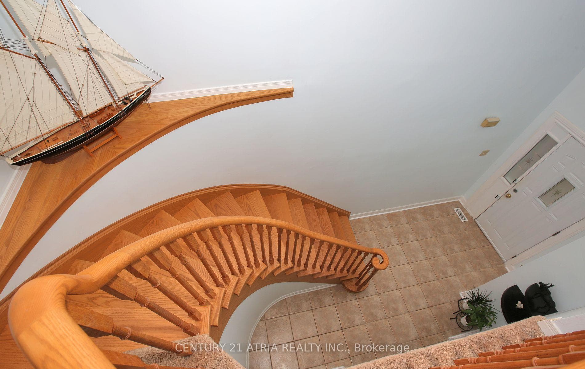 153 Stather Crescent photo 15