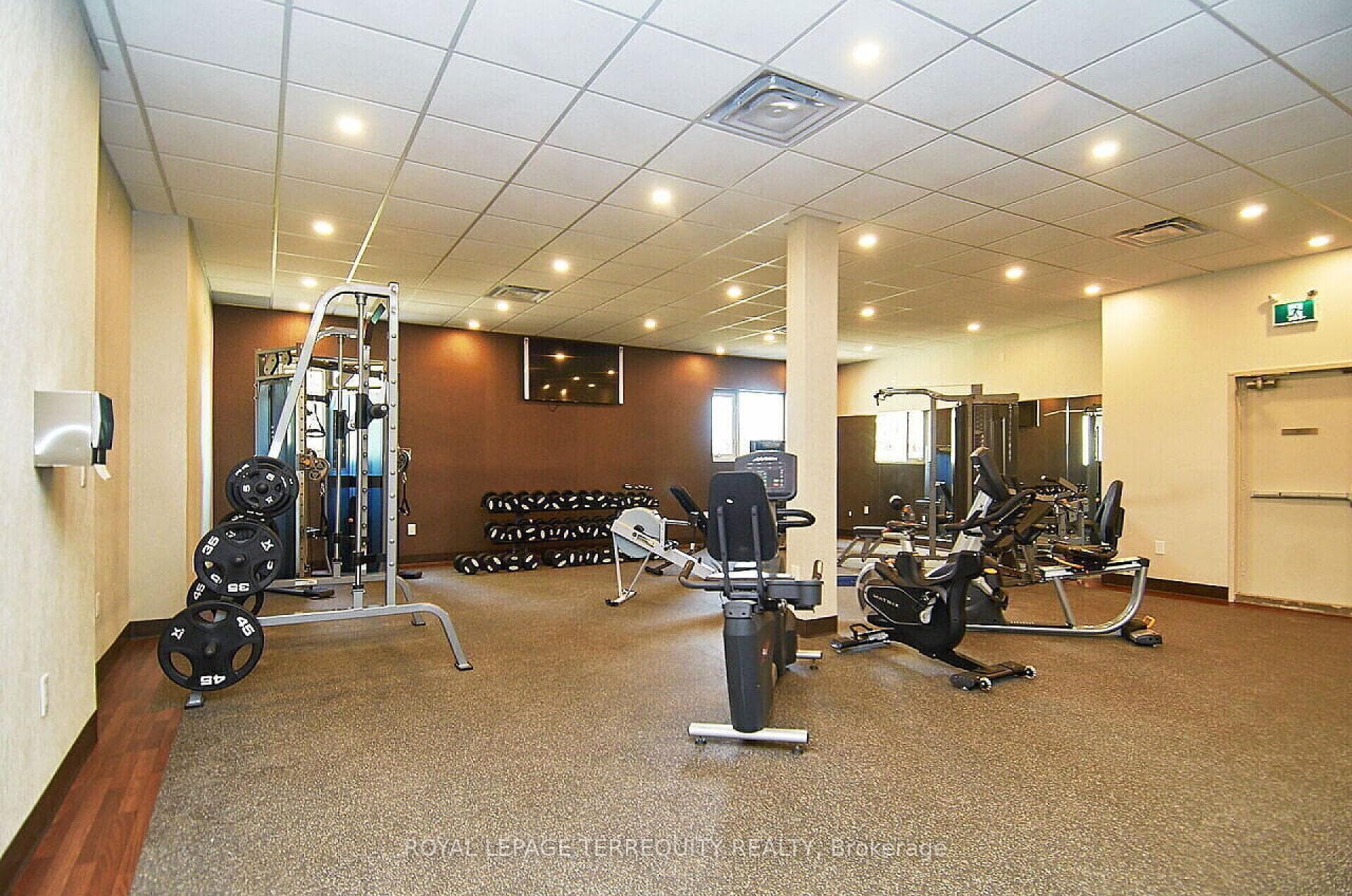 299 Mill Road Unit 703 photo 32