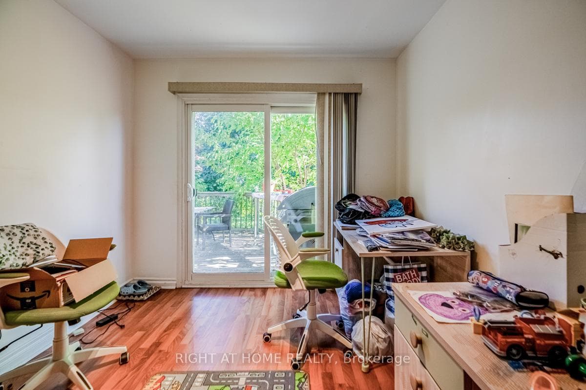 39 TREEVIEW Drive photo 22