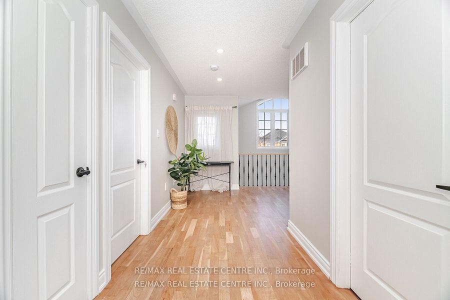 42 Sedgewick Circle photo 21