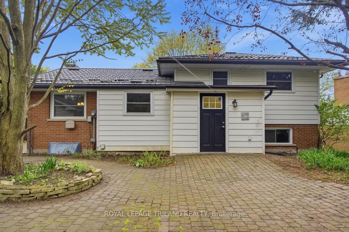 1281 Victoria Drive photo 46