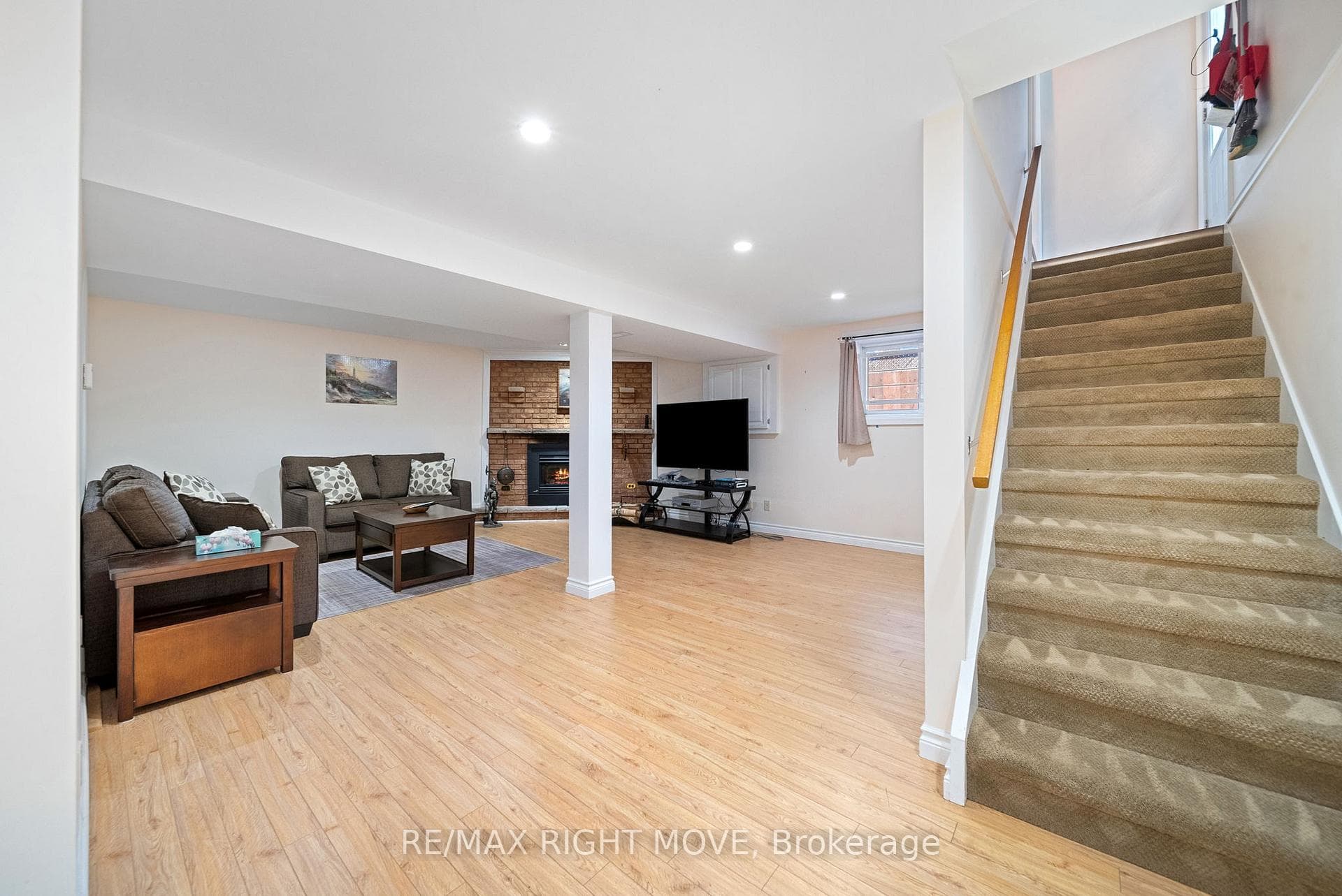 353 Arthur Street photo 18