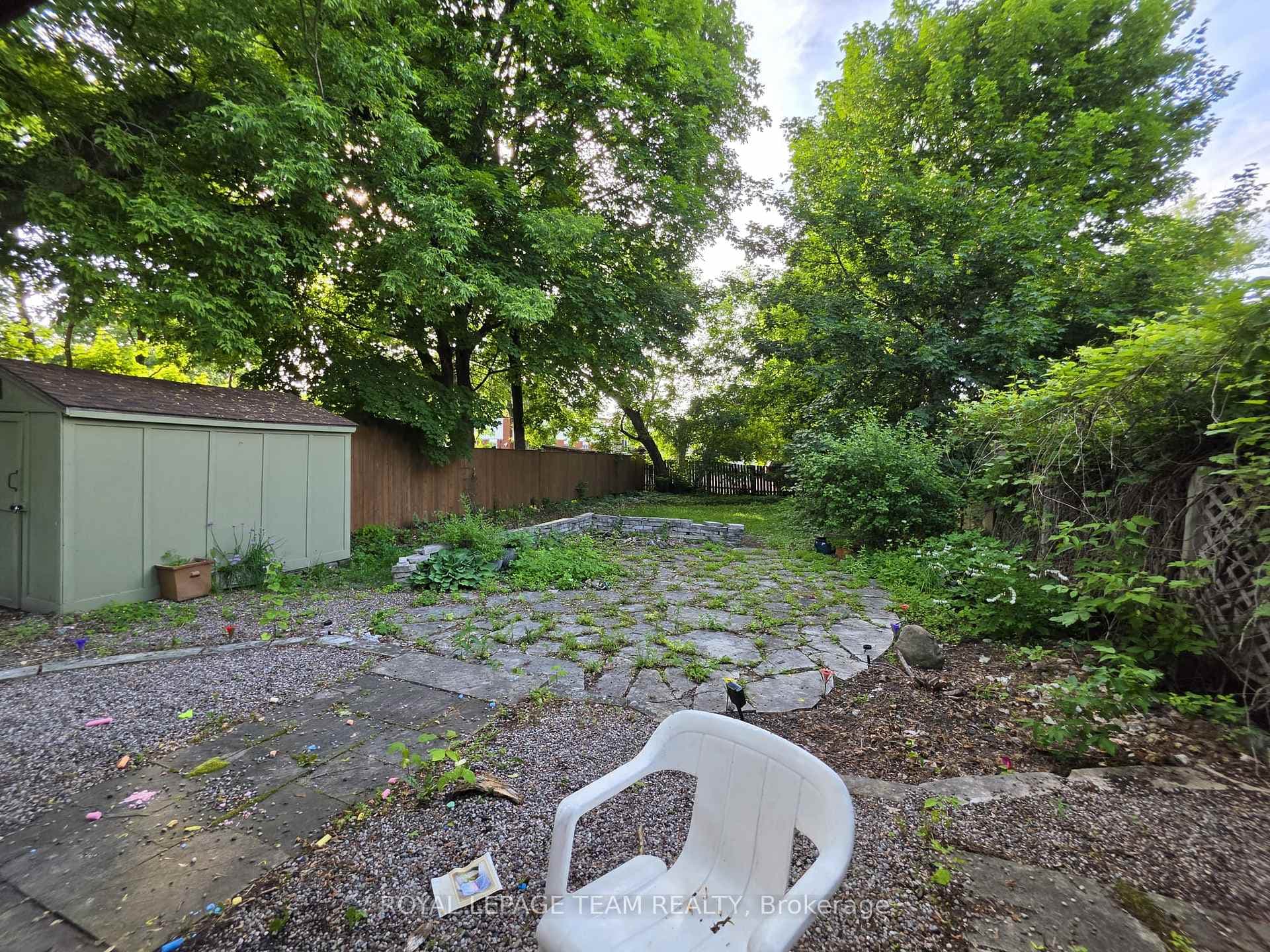 1247 Summerville Avenue photo 26