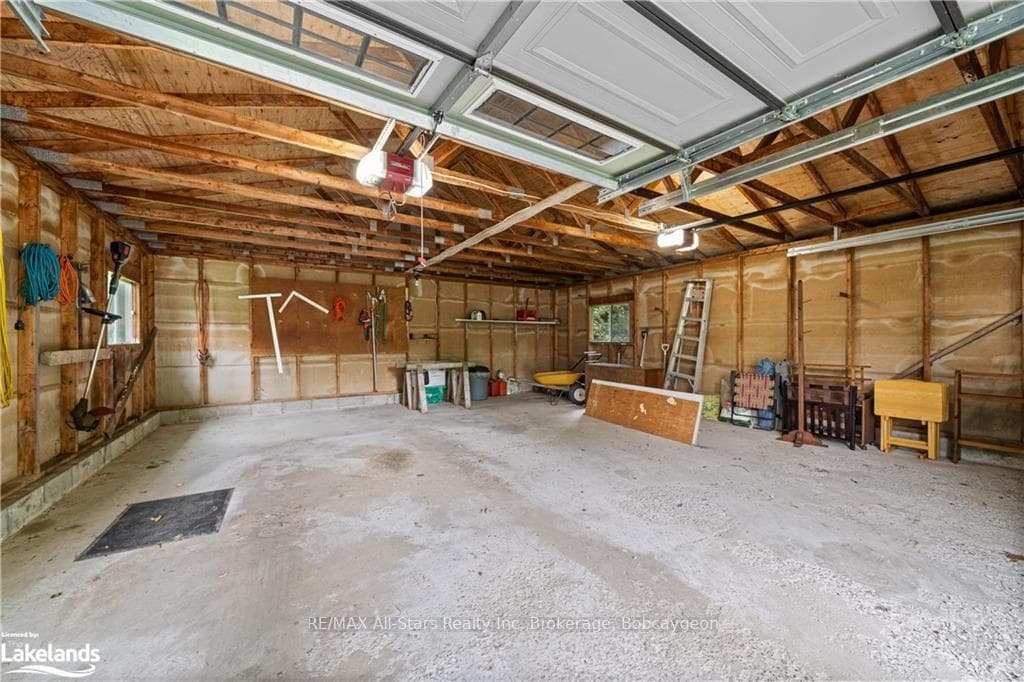 141 HICKORY BEACH Road photo 31