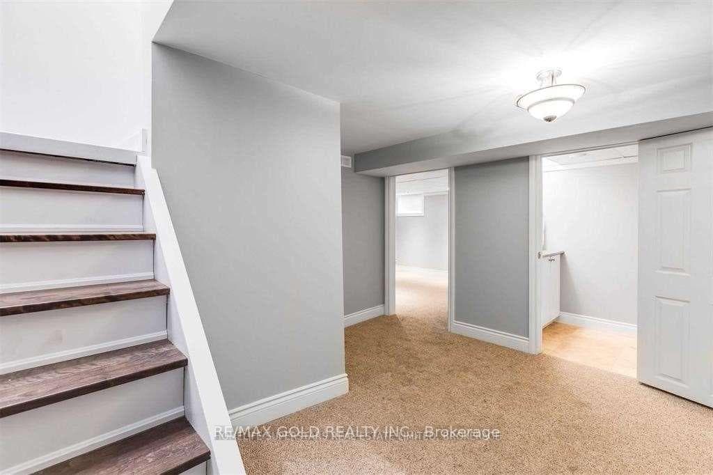 3472 Rexway Drive photo 14
