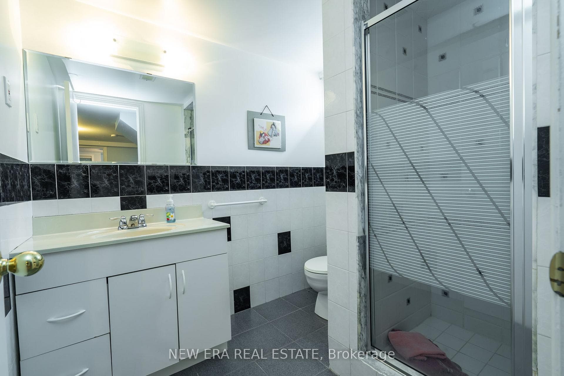 217 Fitch Street photo 34