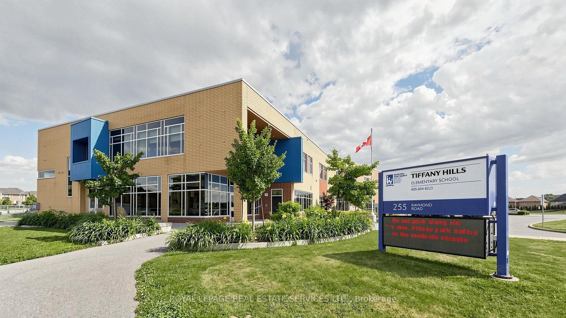 7 Birot Lane photo 42