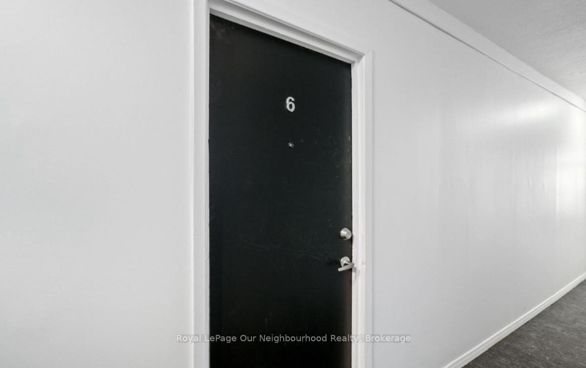 202 Green Street Unit 6 photo 3