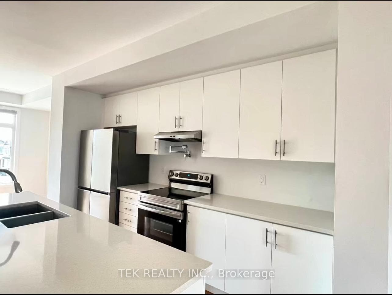 178 Lageer Drive photo 6