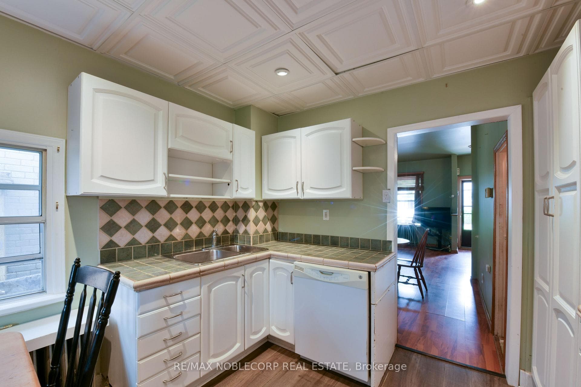 21 Frankdale Avenue photo 13
