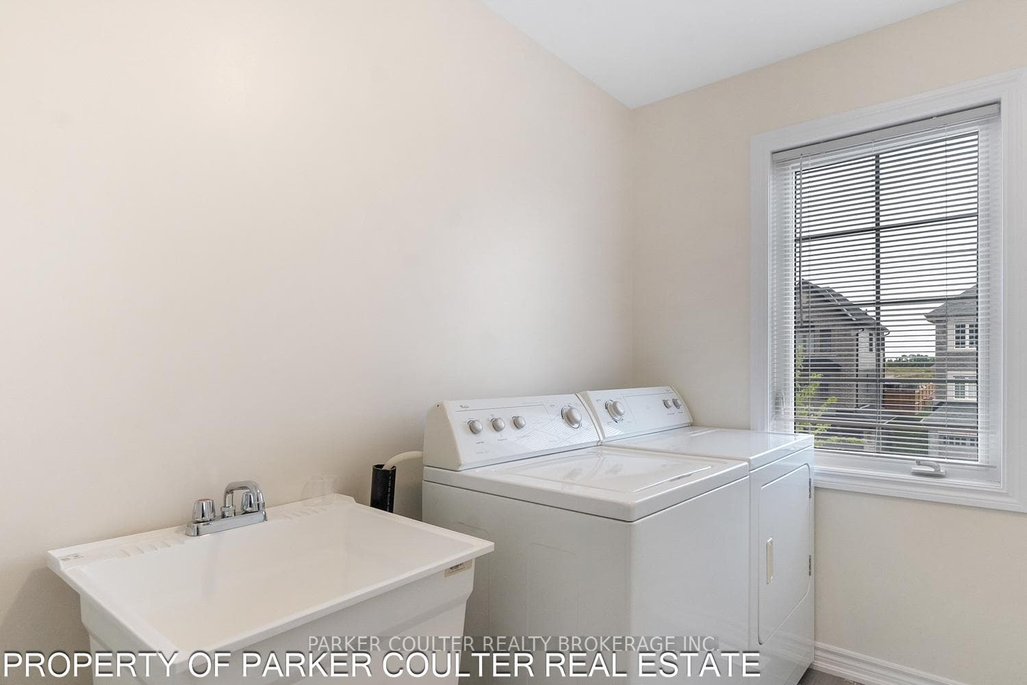 35 Atlantis Drive photo 31