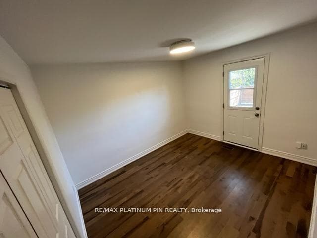 293 Ellerslie Avenue photo 6