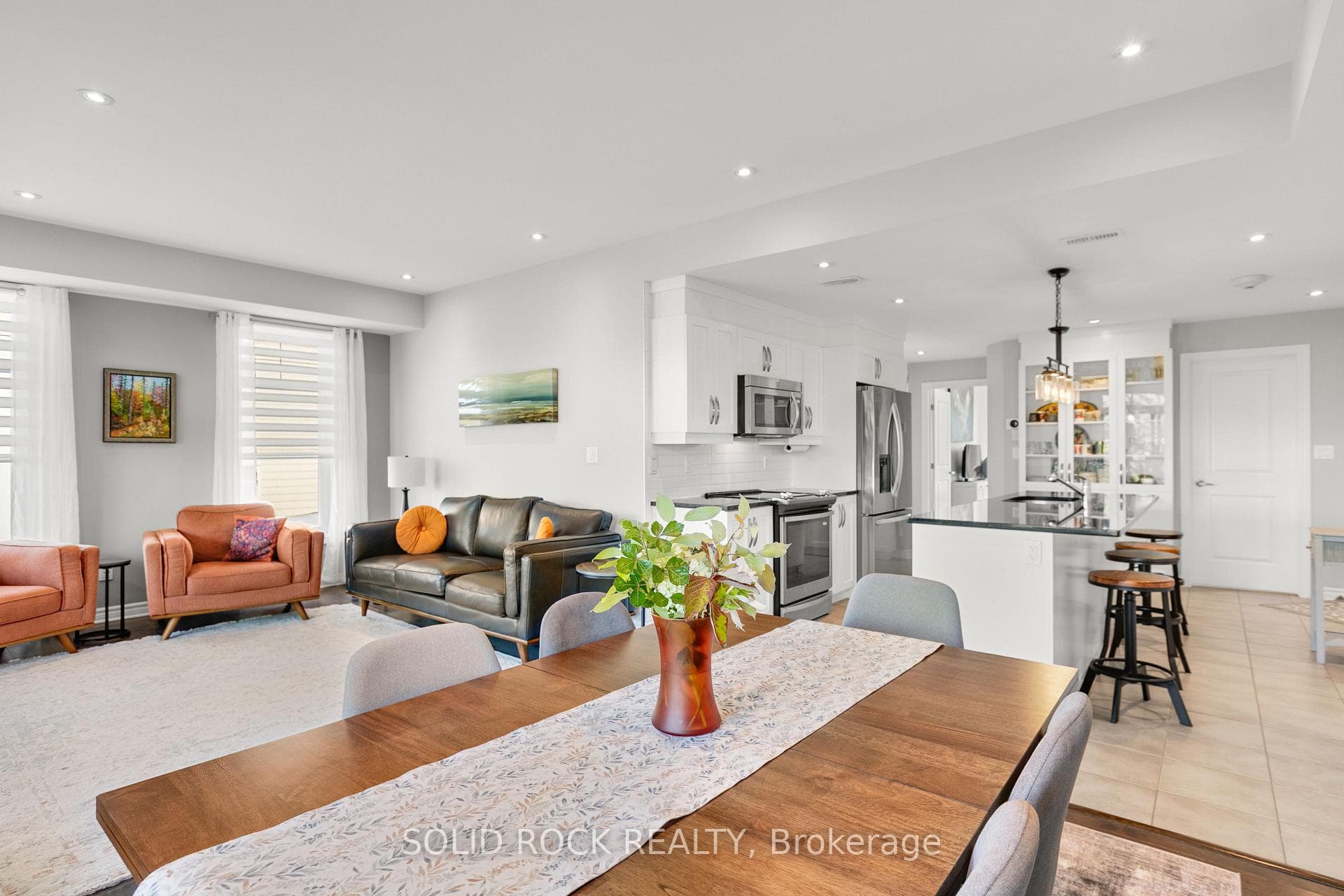 60 Prestige Circle Unit 4 photo 18