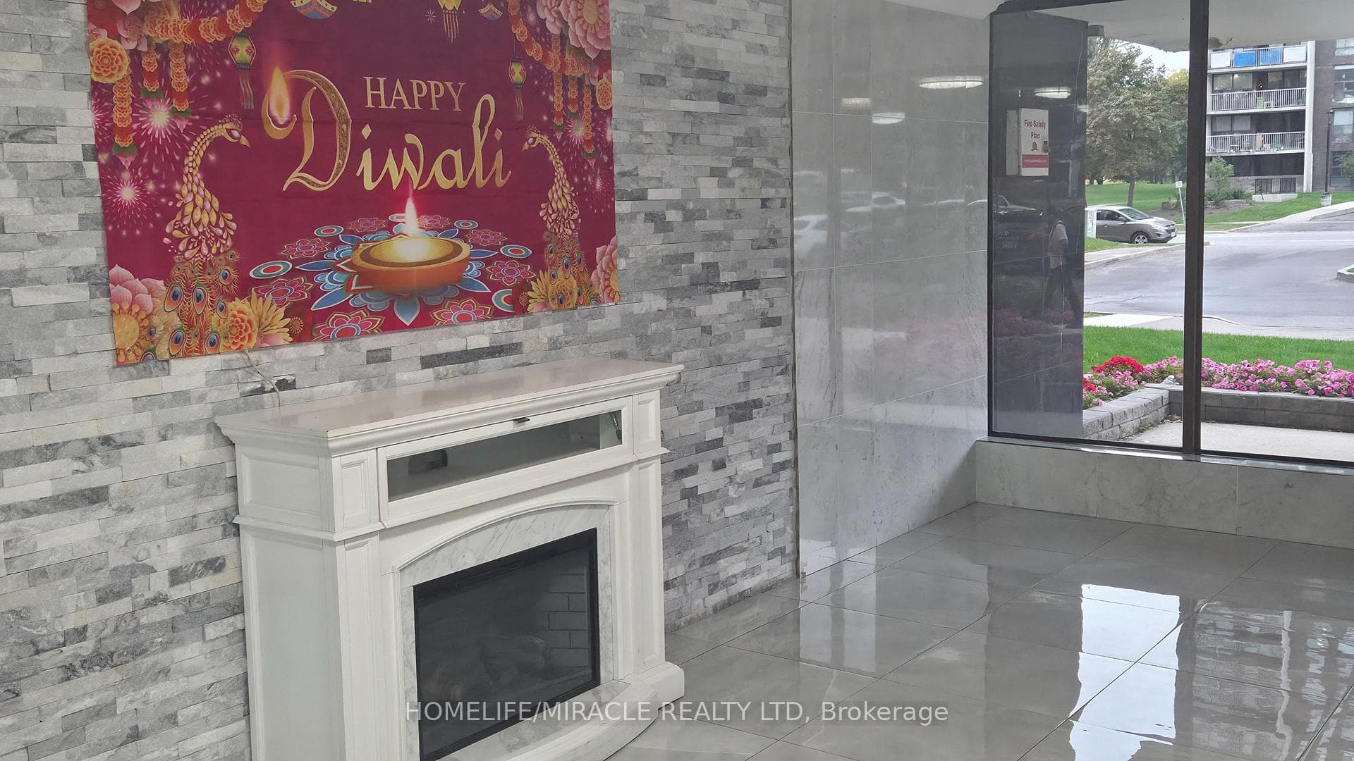 4 Kings Cross Road Unit 105 photo 5
