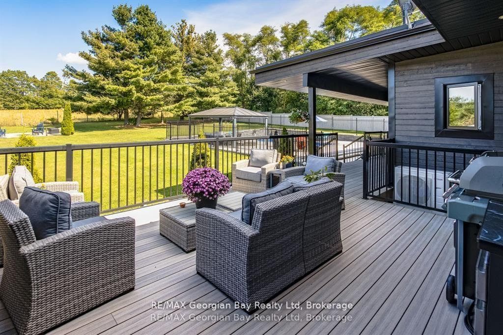 165 Wilson Road photo 36