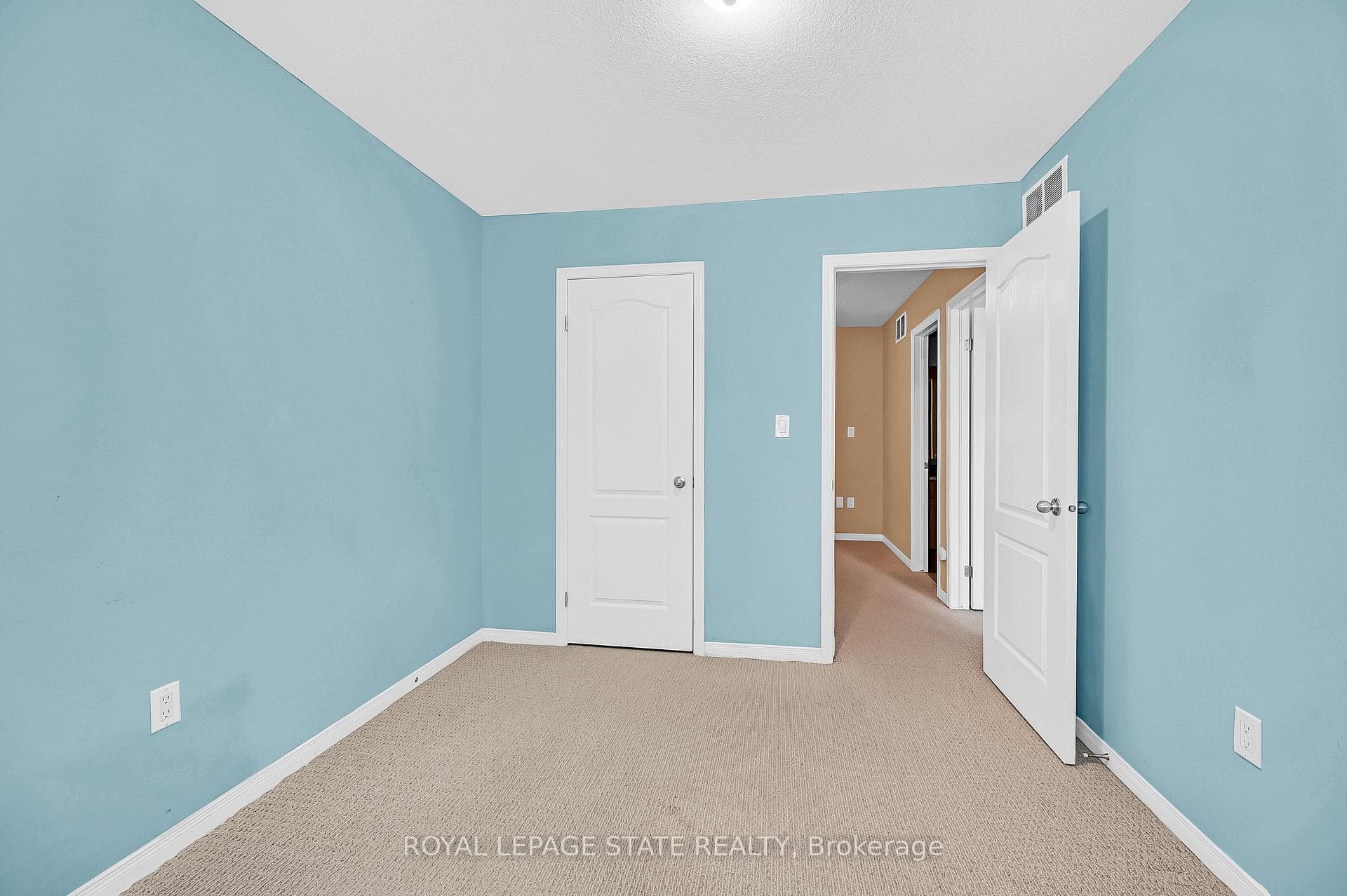170 Palacebeach Trail Unit 24 photo 30