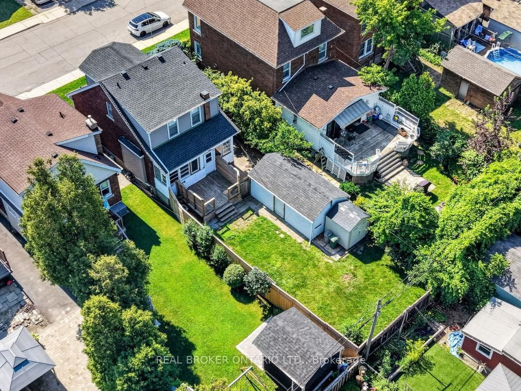 72 Houghton Avenue photo 33