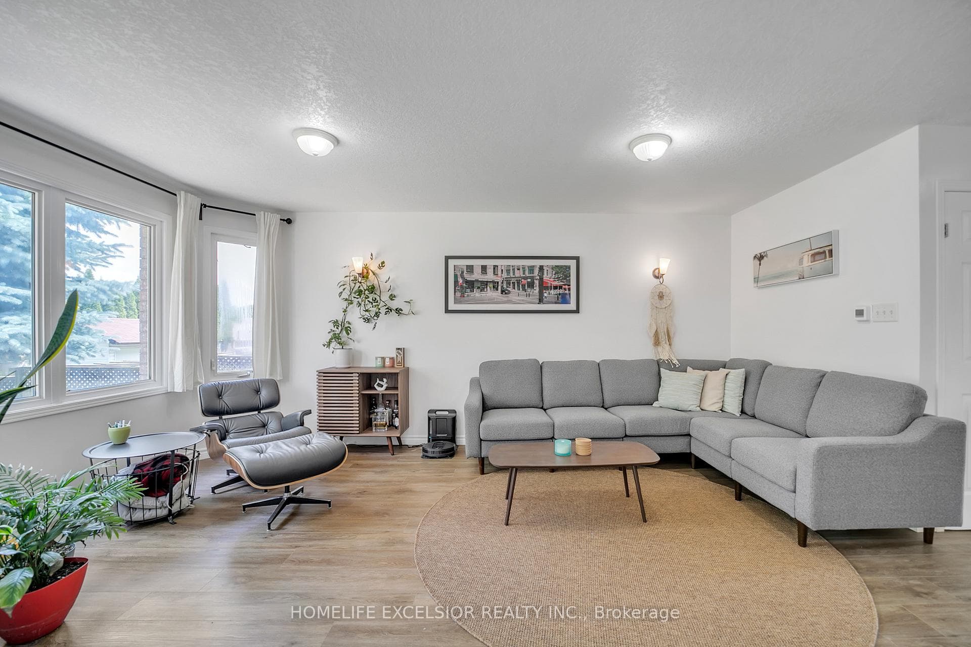 129 Windflower Drive photo 11