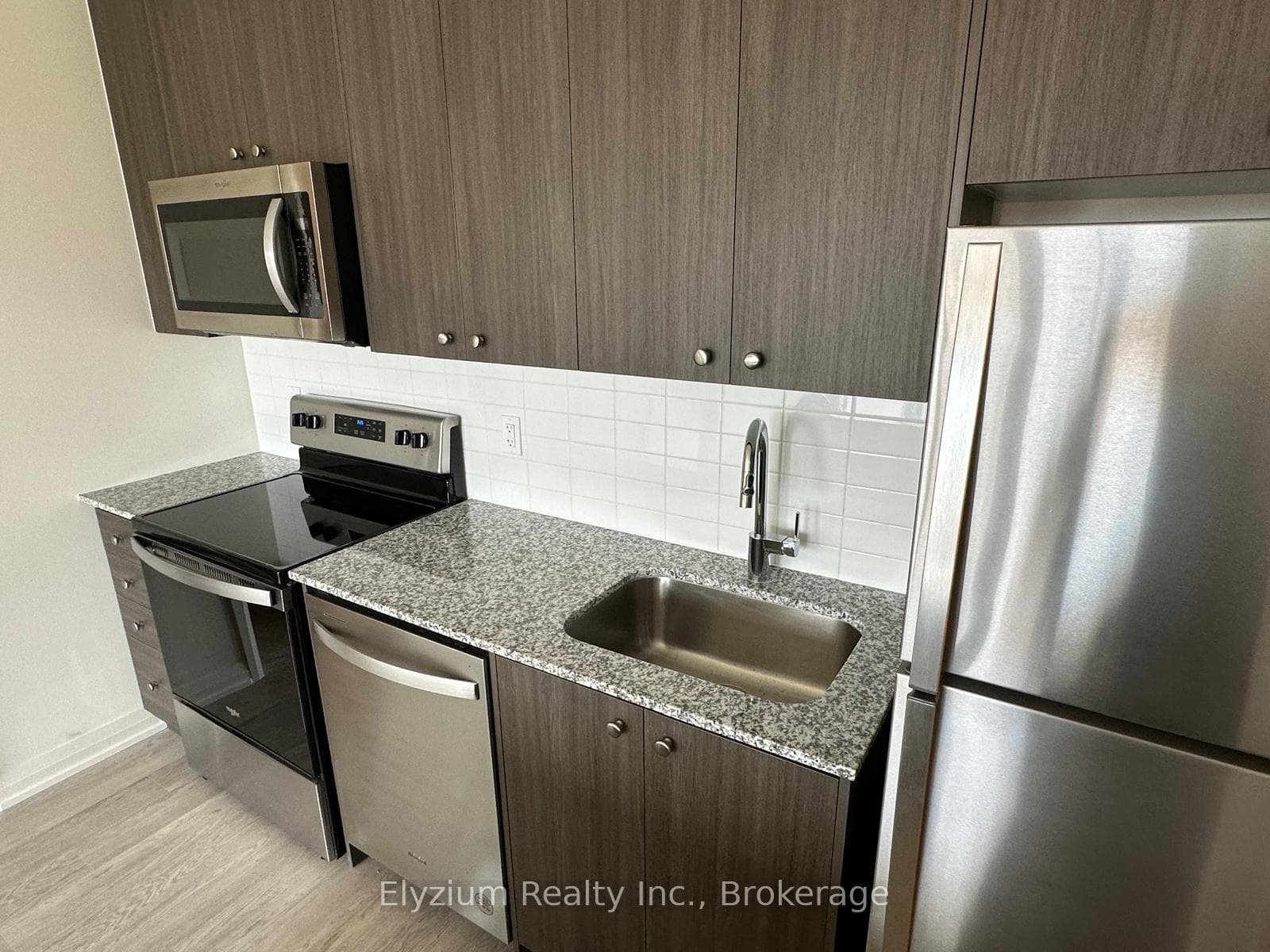 3006 William Cutmore Boulevard Unit 207 photo 8