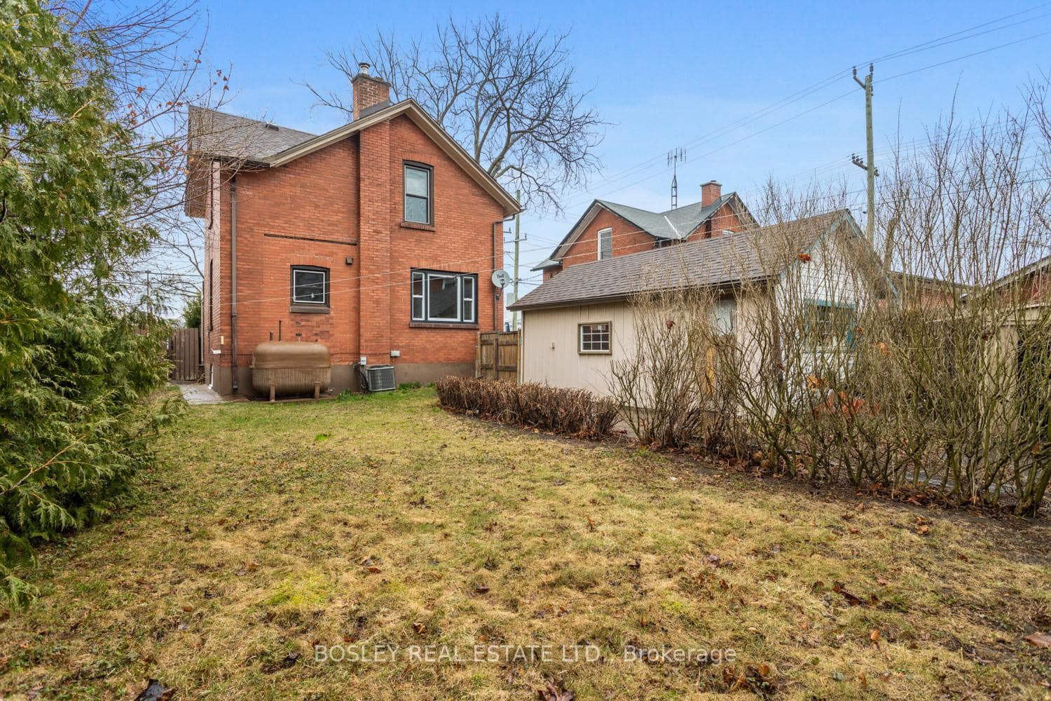 125 University Avenue photo 34