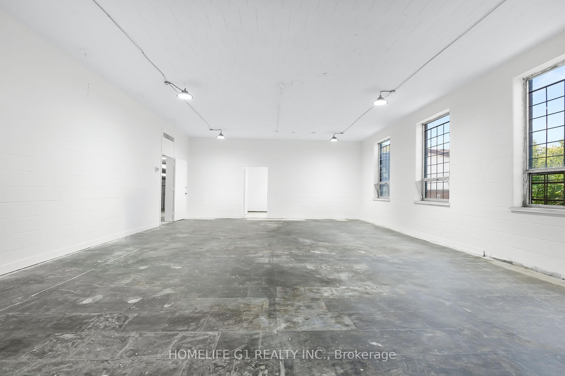 337 Gage Avenue photo 43