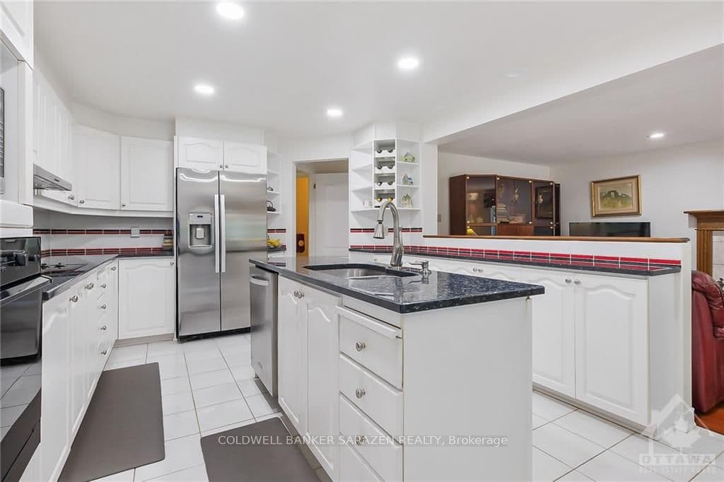 1679 AUTUMN RIDGE Drive photo 9