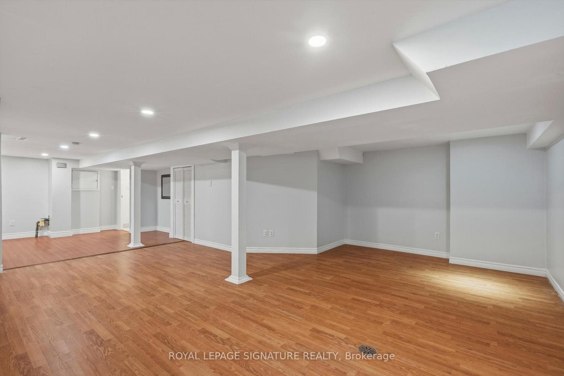 55 Atlas Avenue photo 36