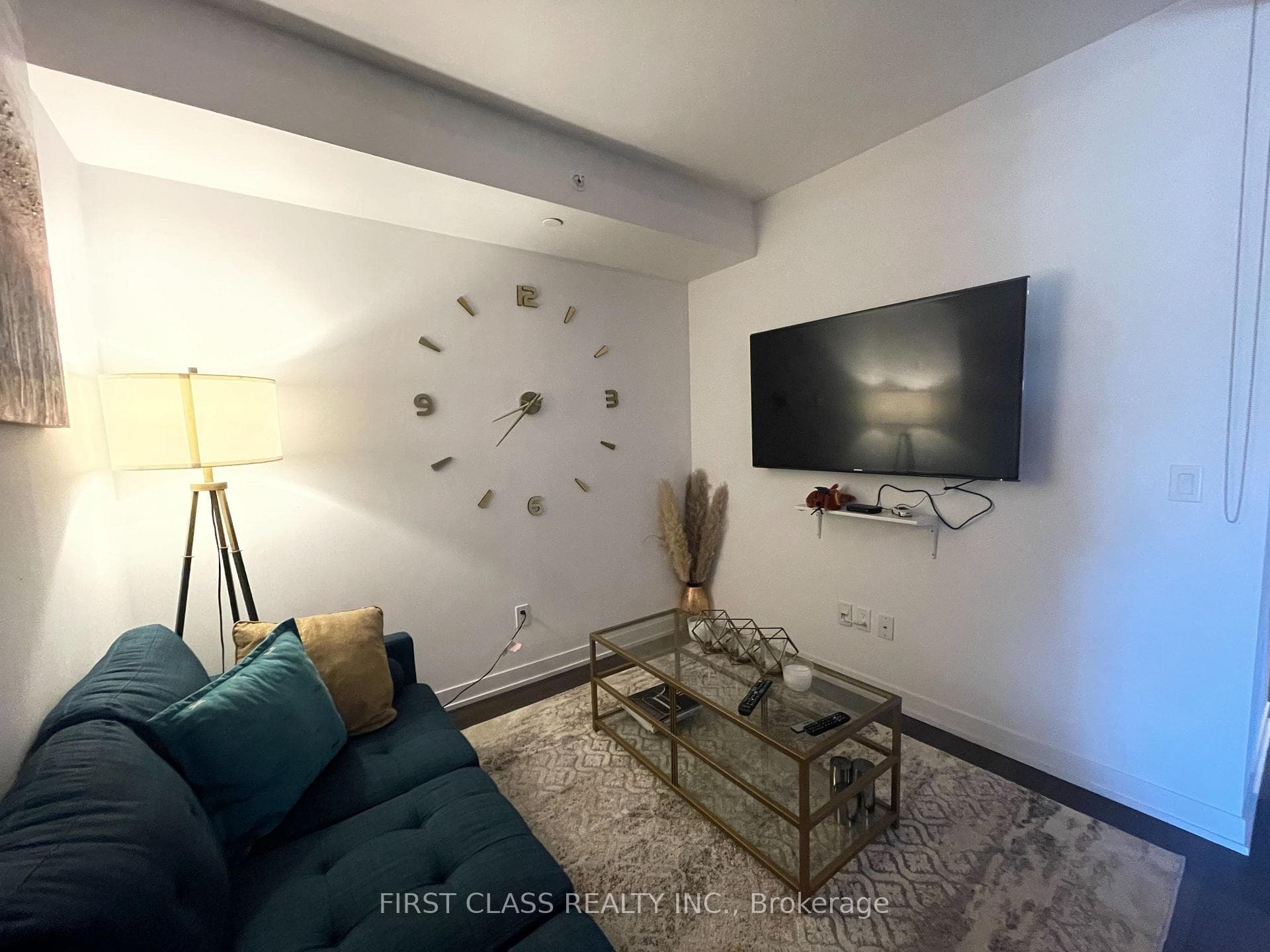 31 Tippett Road Unit 311 photo 18