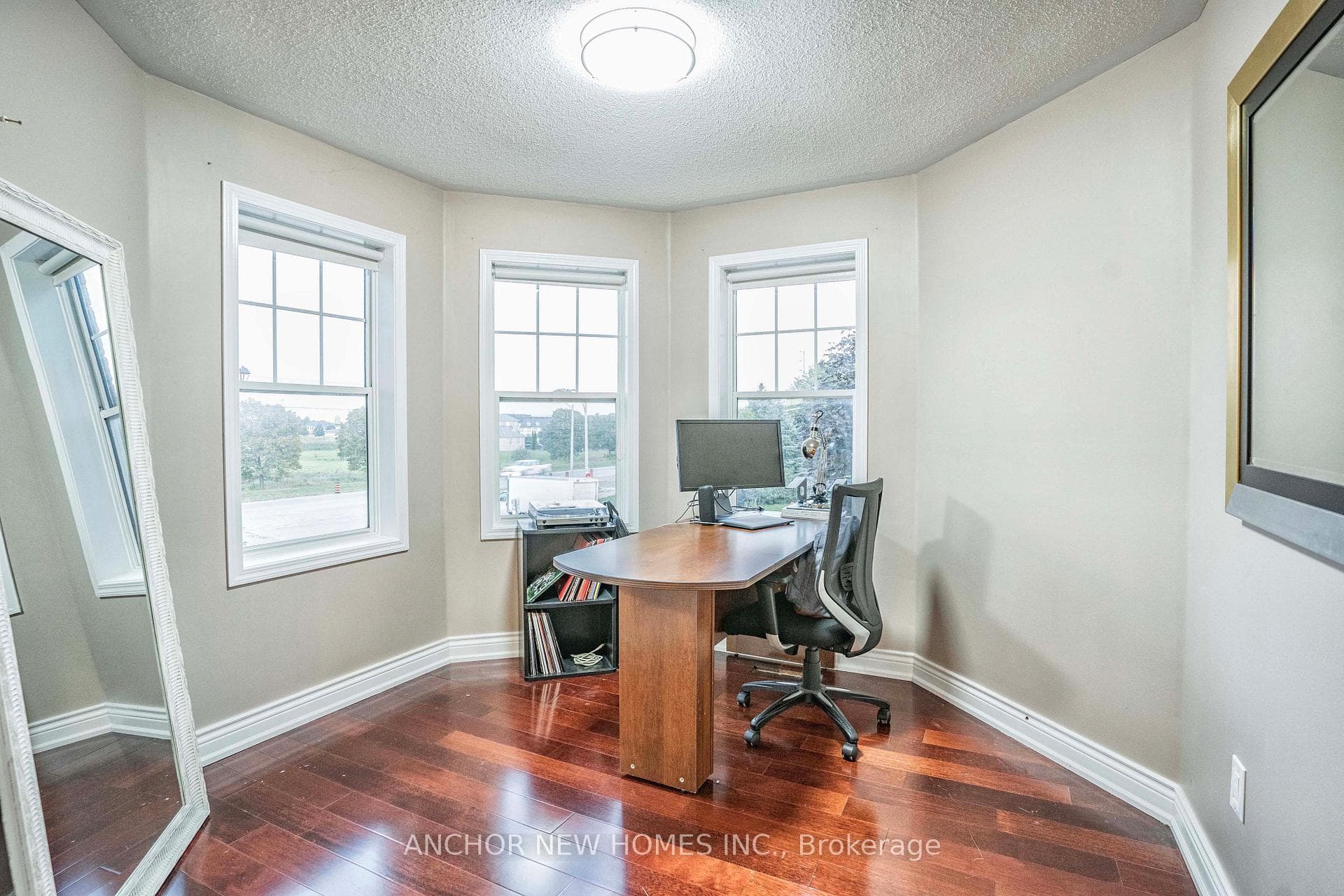 2 Latania Boulevard photo 27