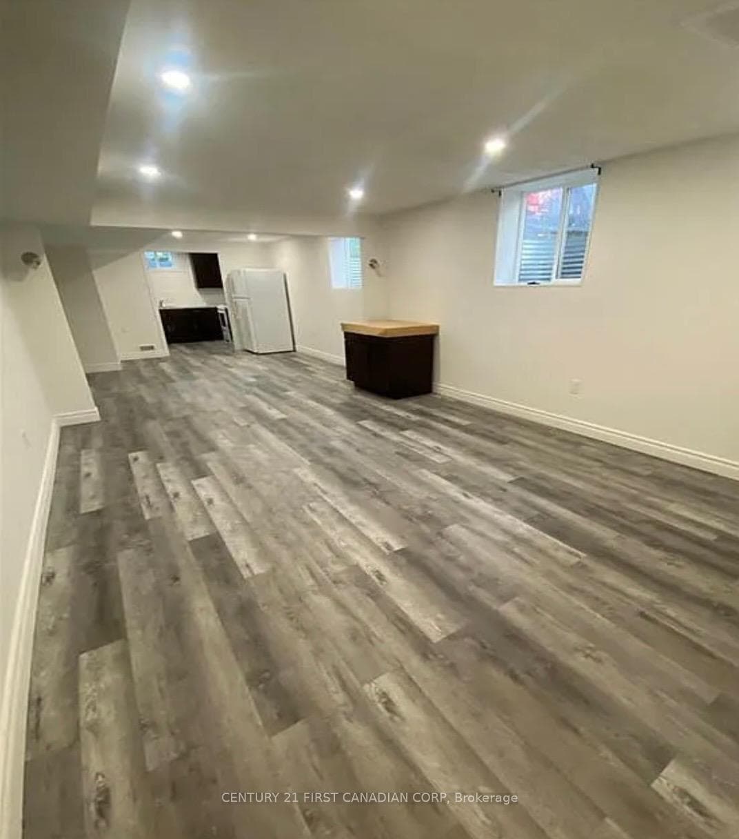 80 CLIFTON Crescent Unit UNIT B photo 10