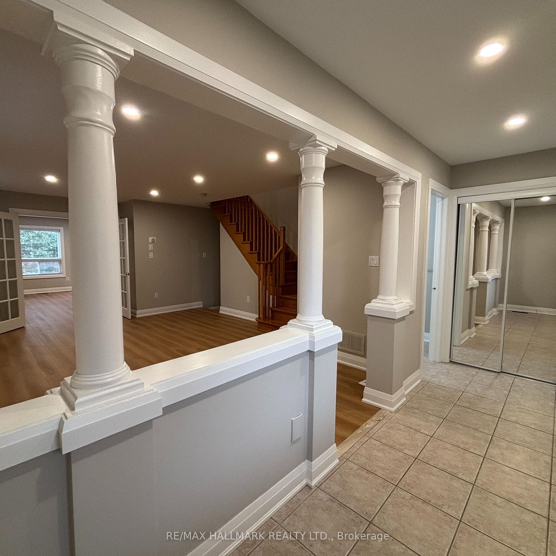 3234 Raindance Crescent photo 4