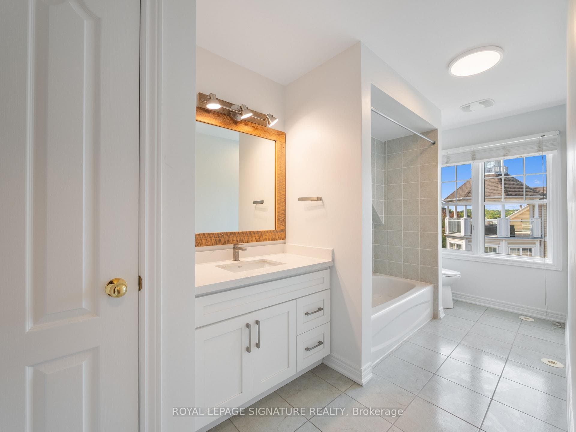 1295 Wharf Street Unit 10 photo 32