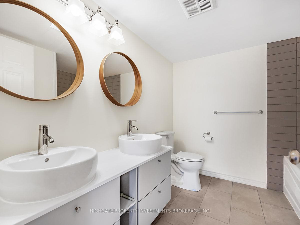 1270 Maple Crossing Boulevard Unit 1203 photo 21